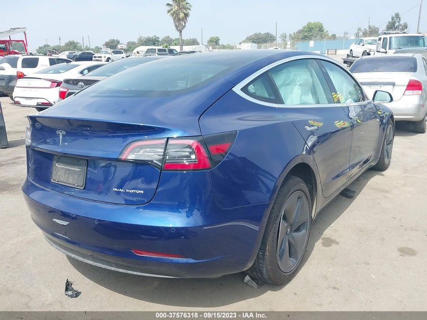 VIN 5YJ3E1EBXLF711063 2020 TESLA MODEL 3