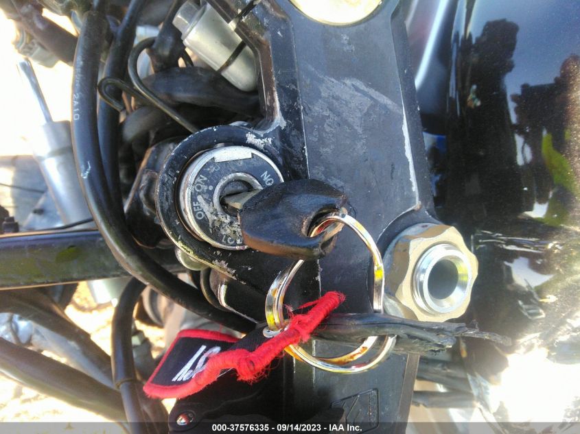 2002 SUZUKI GSX-R600 - JS1GN7BA522107593