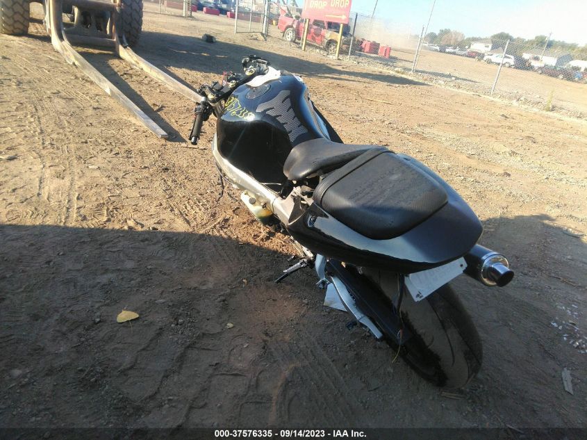 2002 SUZUKI GSX-R600 - JS1GN7BA522107593