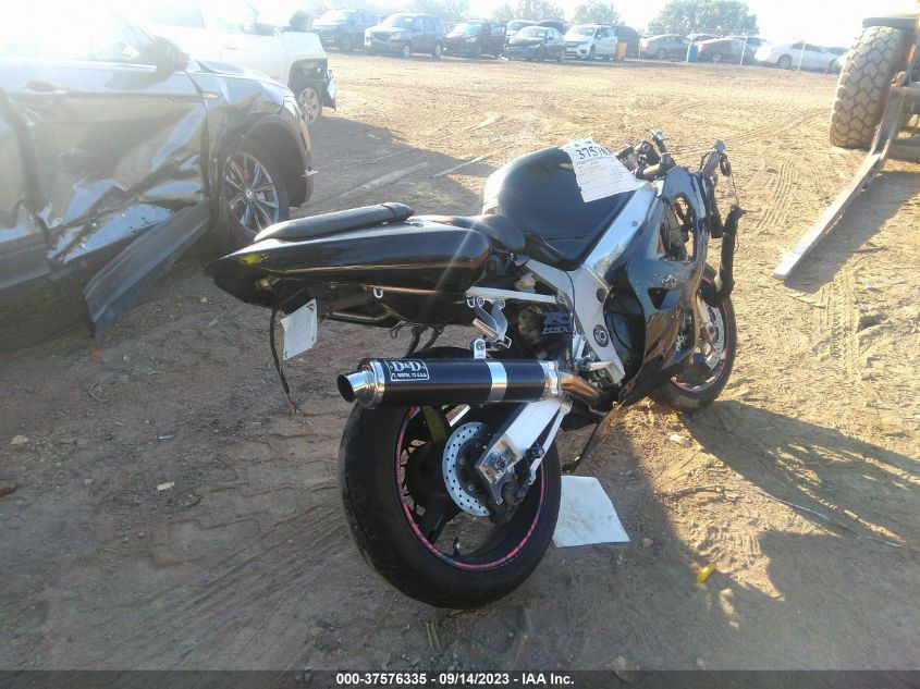 2002 SUZUKI GSX-R600 - JS1GN7BA522107593