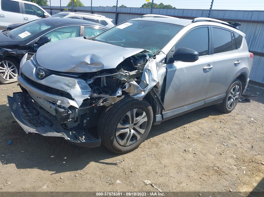 VIN 2T3ZFREV8JW513332 2018 TOYOTA RAV4 LE
