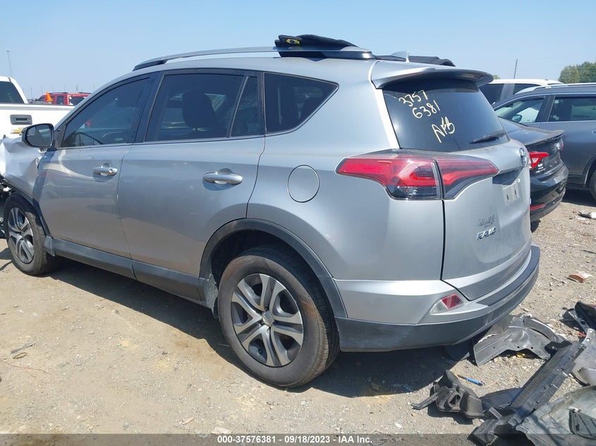 VIN 2T3ZFREV8JW513332 2018 TOYOTA RAV4 LE