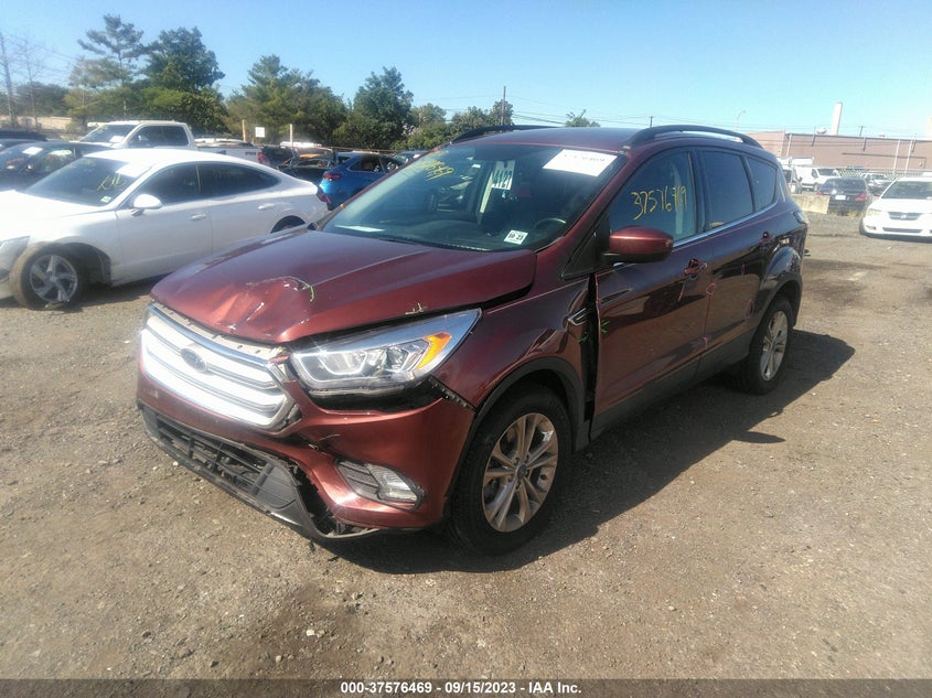 VIN 1FMCU9HD2JUC33378 2018 FORD ESCAPE SEL