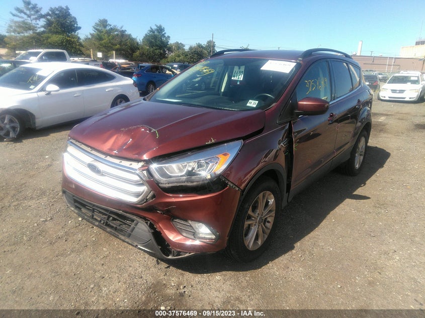 VIN 1FMCU9HD2JUC33378 2018 FORD ESCAPE SEL