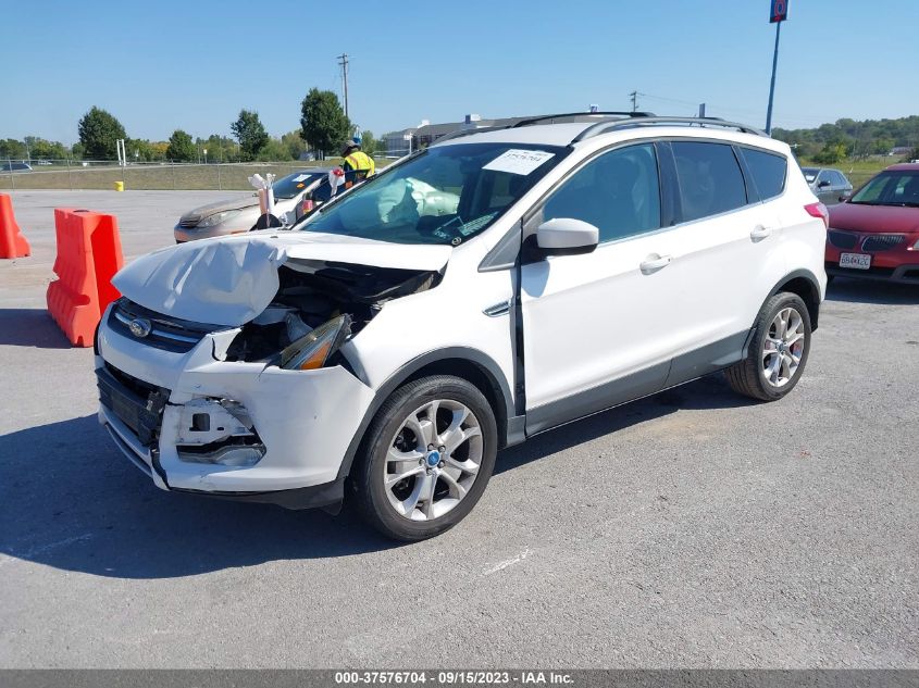 2013 FORD ESCAPE SE - 1FMCU0G97DUC03337