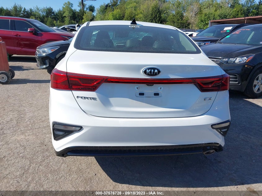 VIN 3KPF54AD4ME415548 2021 KIA FORTE EX