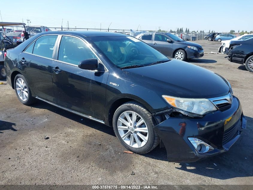 2014 TOYOTA CAMRY HYBRID LE/XLE/SE LIMITED EDITION - 4T1BD1FK6EU102698