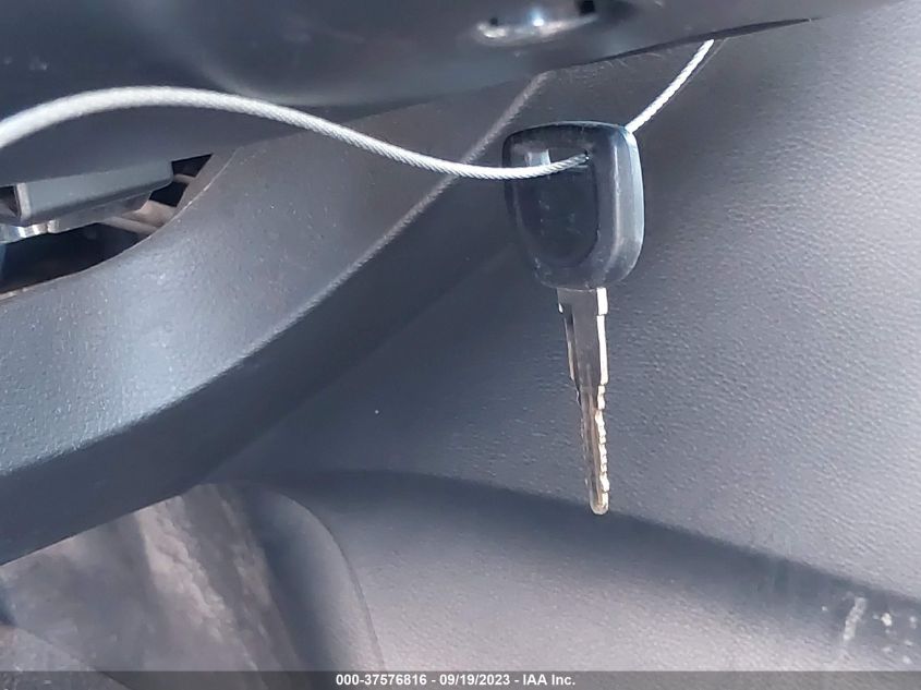 2013 MAZDA MAZDA3 I SPORT - JM1BL1UP4D1827366