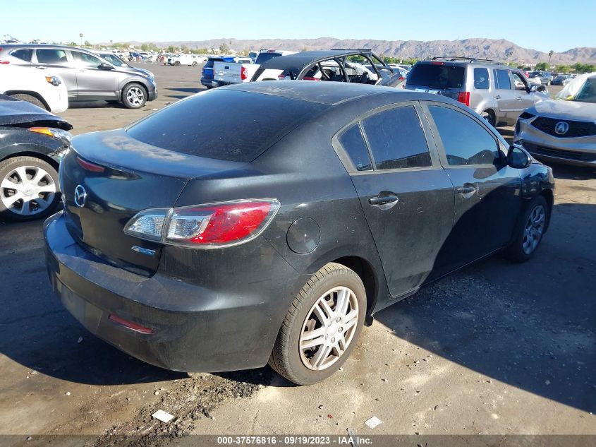 2013 MAZDA MAZDA3 I SPORT - JM1BL1UP4D1827366
