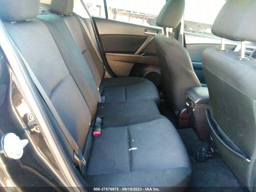 2013 MAZDA MAZDA3 I SPORT - JM1BL1U85D1702529