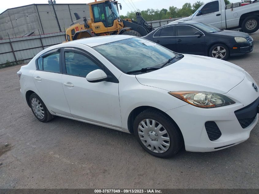 2013 MAZDA MAZDA3 I SPORT - JM1BL1U79D1714657