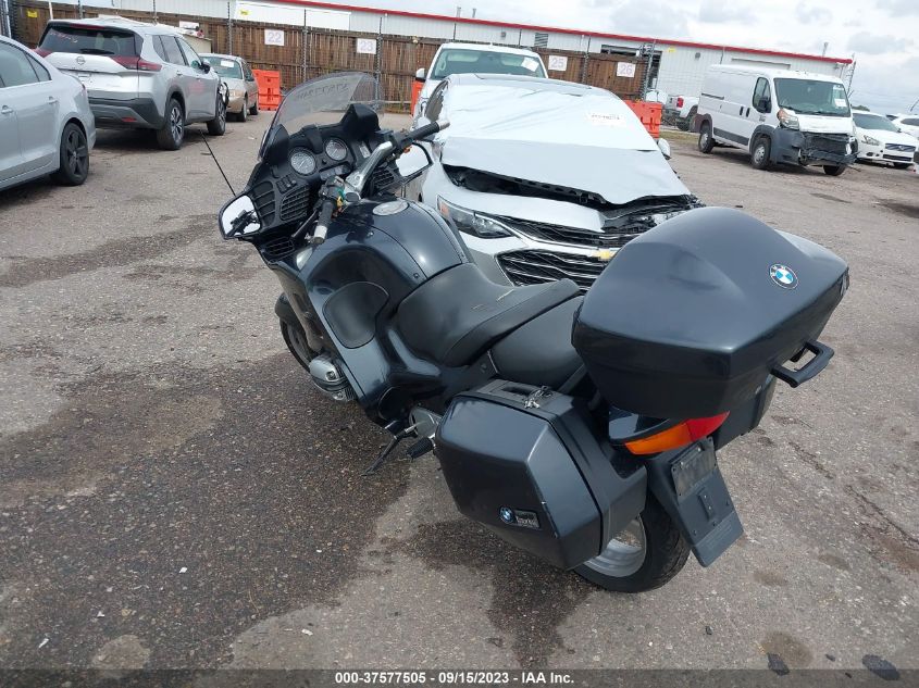 2000 BMW R1100 RT WB10418A3YZC67843