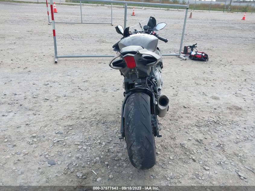 2016 YAMAHA YZFR1S JYARN42E9GA000121