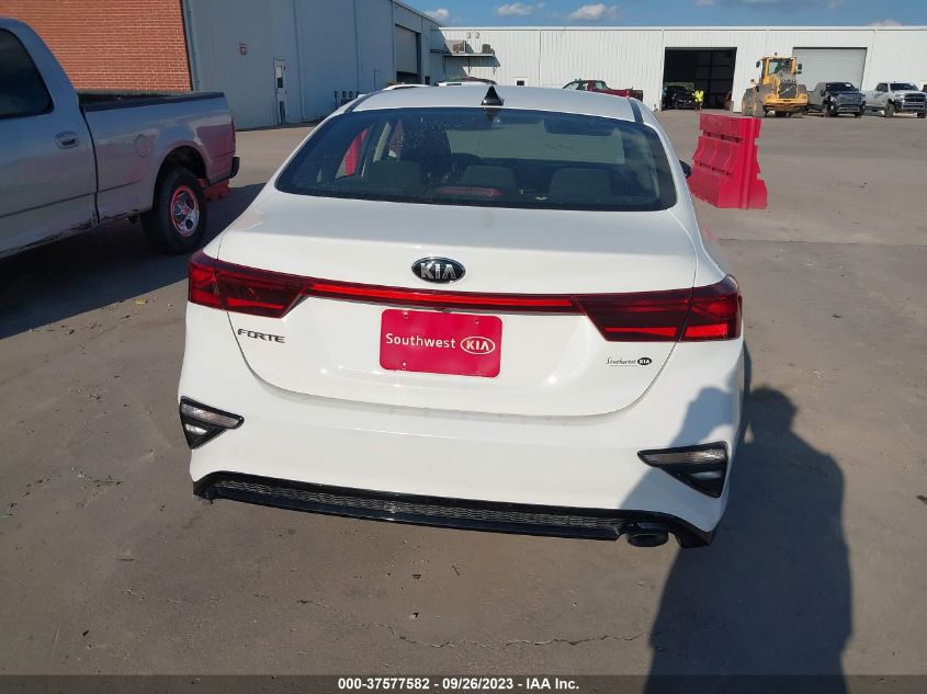 3KPF24AD1LE201950 Kia Forte LXS 15