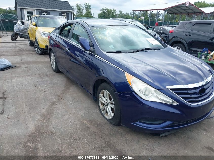 2013 HYUNDAI SONATA GLS PZEV - 5NPEB4AC1DH673517