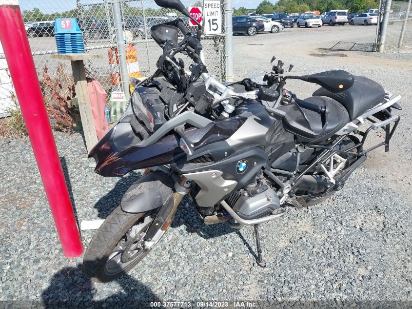 2017 BMW R1200 GS WB10A6104HZ656172