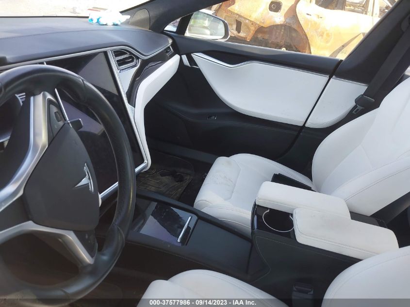 2017 TESLA MODEL S 60/75 - 5YJSA1E10HF215176