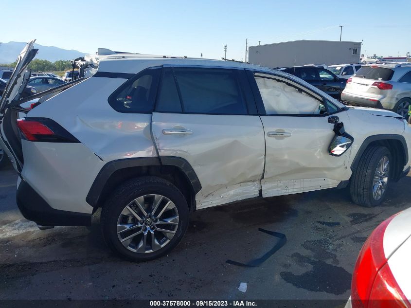 2022 TOYOTA RAV4 XLE PREMIUM - 2T3A1RFV2NW272402