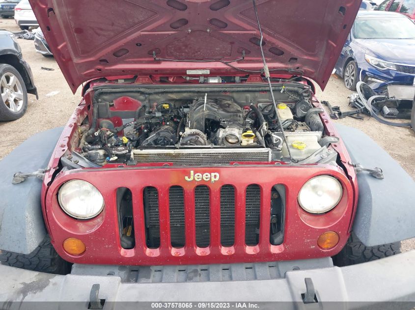2013 JEEP WRANGLER UNLIMITED SPORT - 1C4BJWDG1DL605410