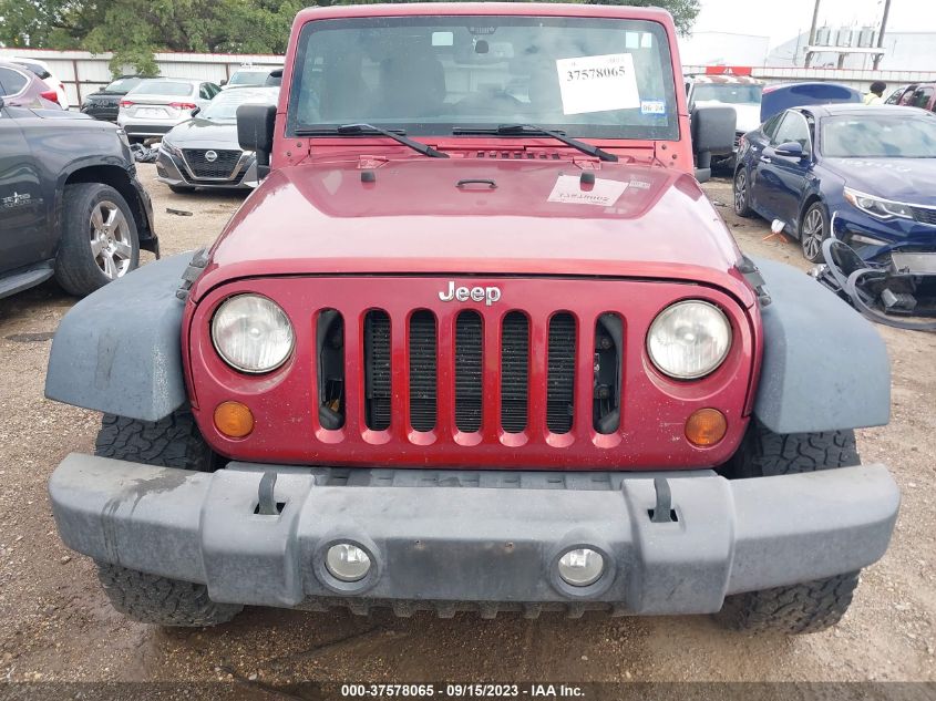 2013 JEEP WRANGLER UNLIMITED SPORT - 1C4BJWDG1DL605410