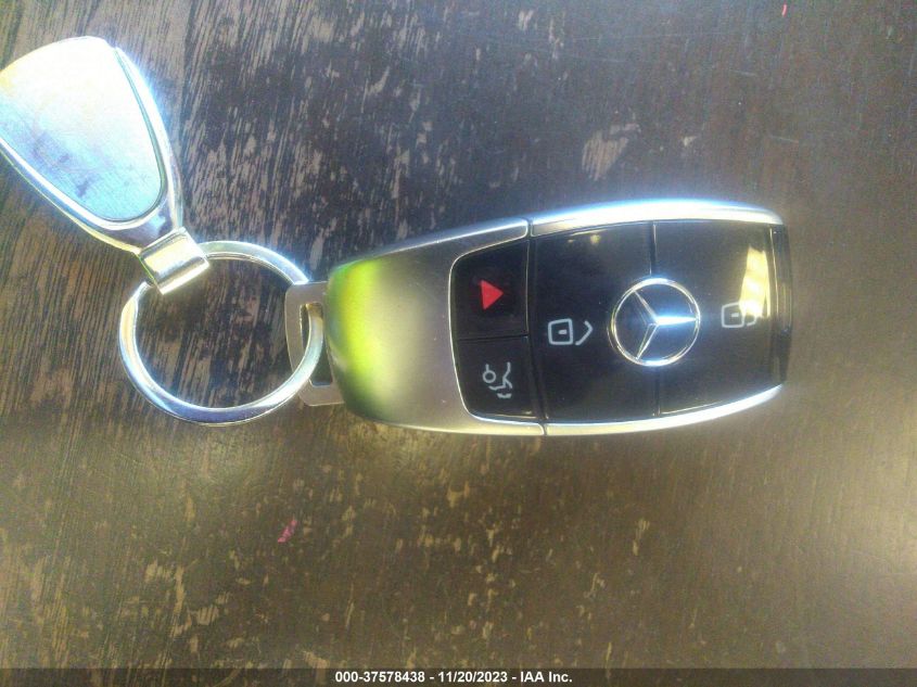 2020 MERCEDES-BENZ S 560 WDDUG8DB3LA504019