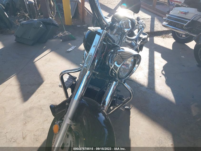 2005 SUZUKI C90 JS1VY52A252104383
