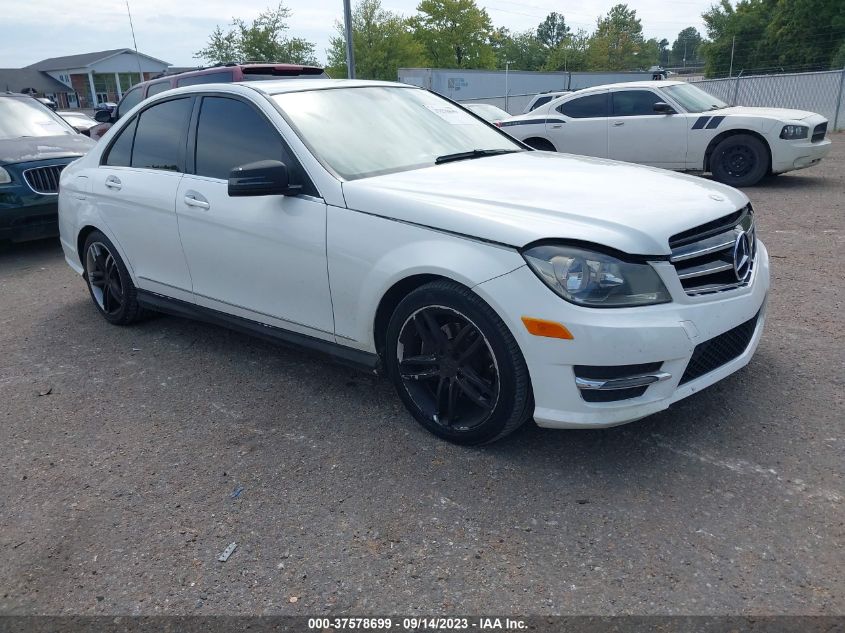 2014 MERCEDES-BENZ C-CLASS C 250 - WDDGF4HB8EG219397