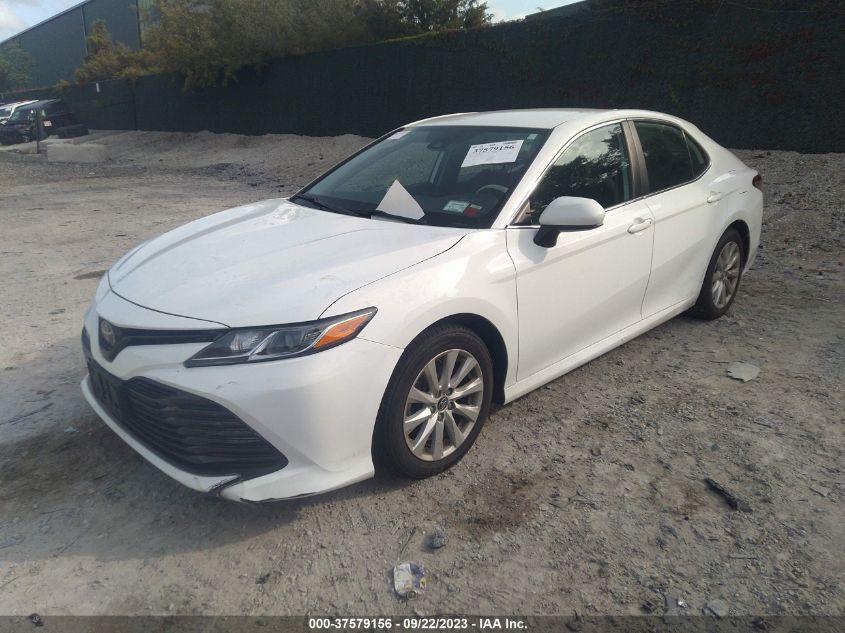 2020 TOYOTA CAMRY LE - 4T1C11AK2LU880062