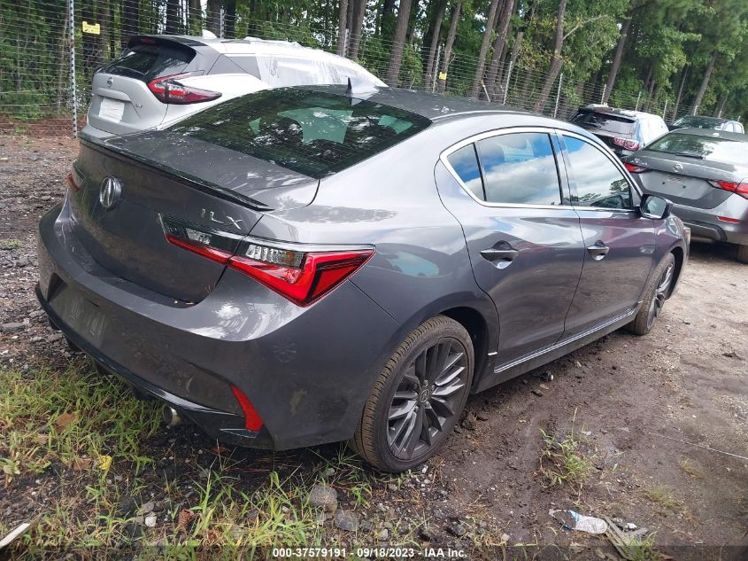 19UDE2F89NA007978 Acura ILX PACKAGE 4