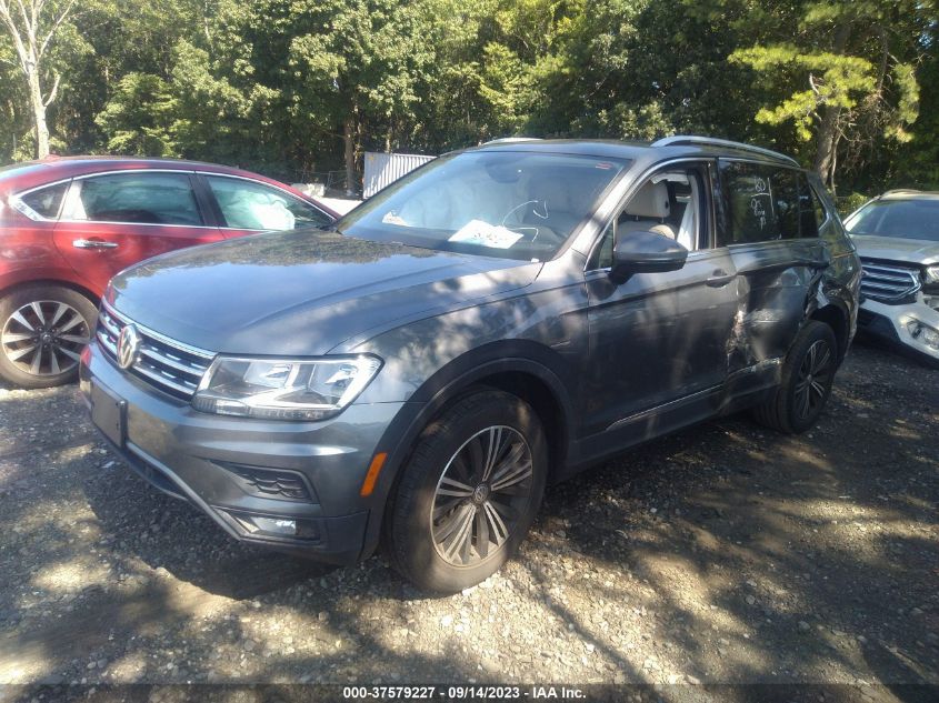 3VV3B7AX2KM089955 Volkswagen Tiguan SE/SEL/SEL R-LINE 2