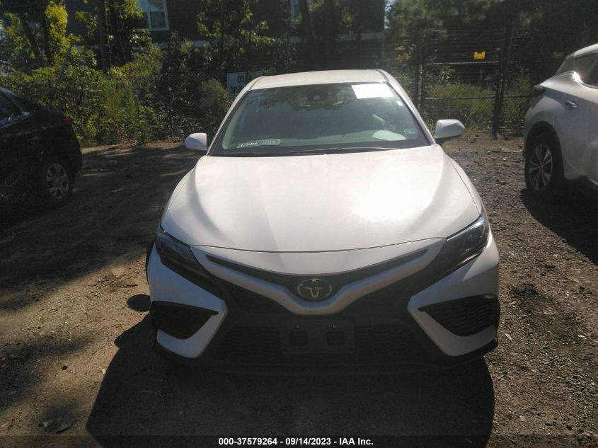 2022 TOYOTA CAMRY SE - 4T1G11AK1NU003776