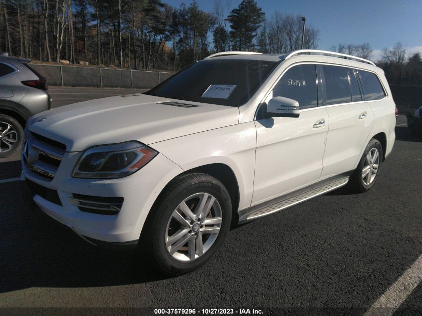 2015 MERCEDES-BENZ GL 450 4JGDF6EE3FA496935