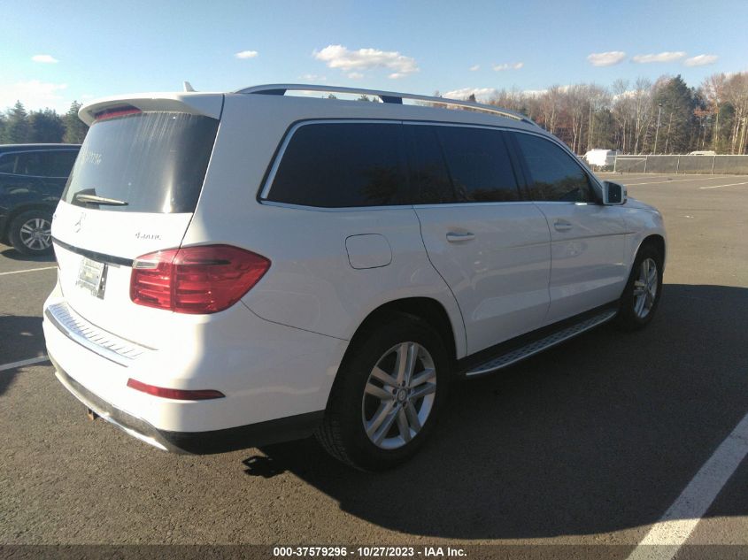 2015 MERCEDES-BENZ GL 450 4JGDF6EE3FA496935