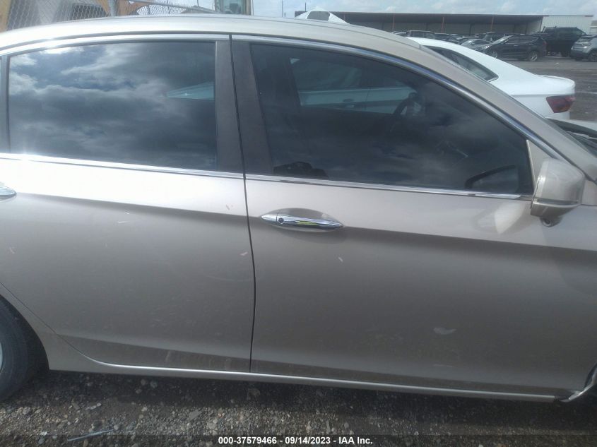 2014 HONDA ACCORD SEDAN EX - 1HGCR2F75EA053086