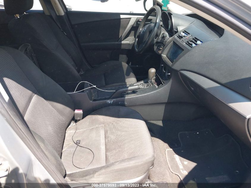 2013 MAZDA MAZDA3 I SV - JM1BL1TF2D1780900