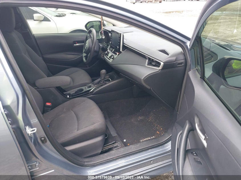 VIN JTDEPRAE2LJ007899 2020 TOYOTA COROLLA LE