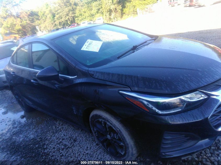 2019 CHEVROLET CRUZE LT - 1G1BE5SM1K7144876