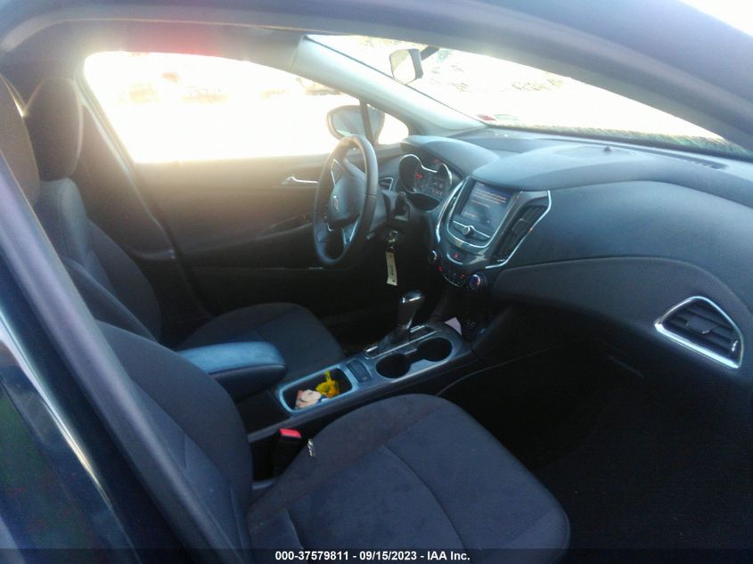 2019 CHEVROLET CRUZE LT - 1G1BE5SM1K7144876