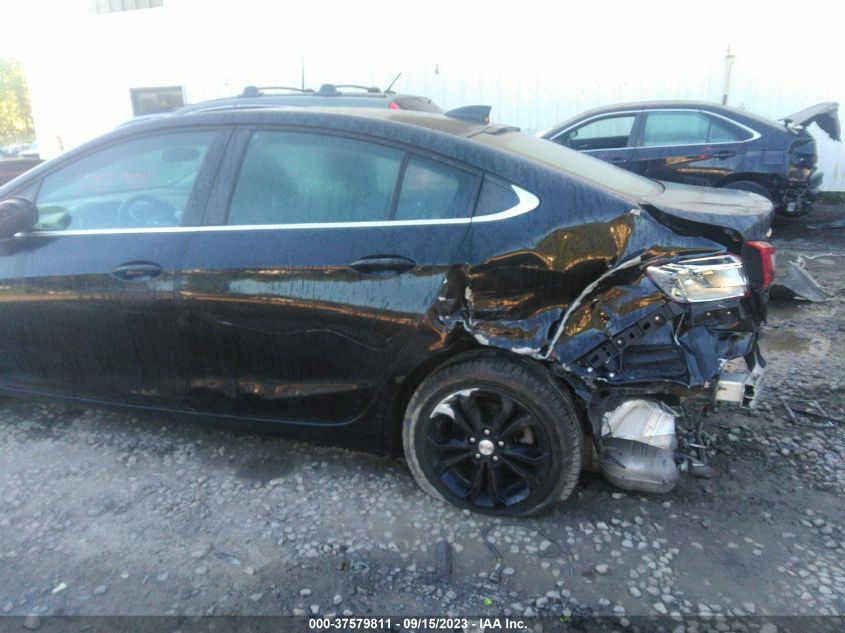 2019 CHEVROLET CRUZE LT - 1G1BE5SM1K7144876