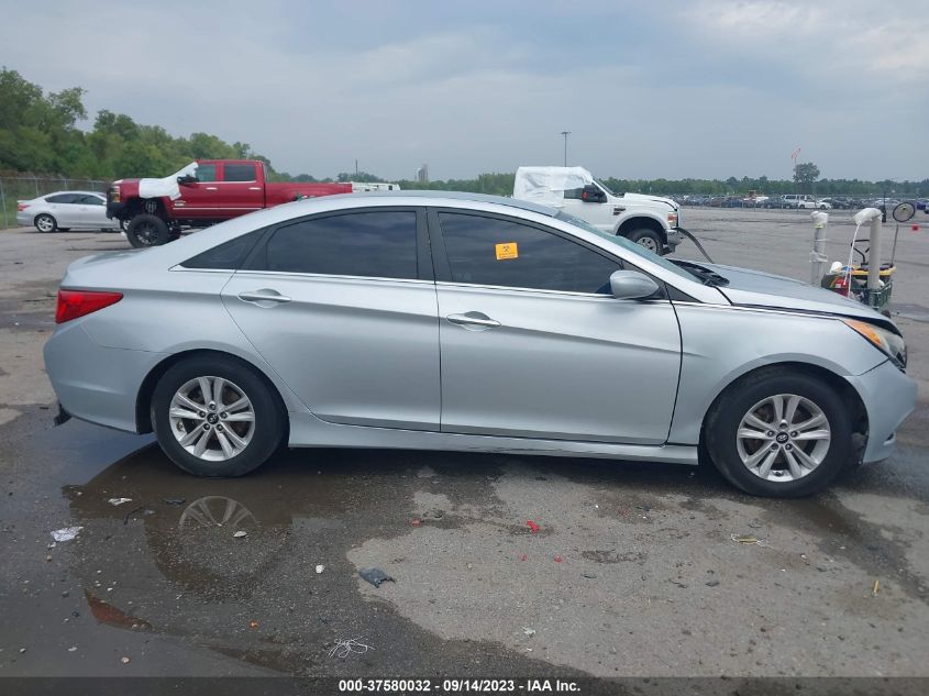 2014 HYUNDAI SONATA GLS - 5NPEB4AC7EH923361