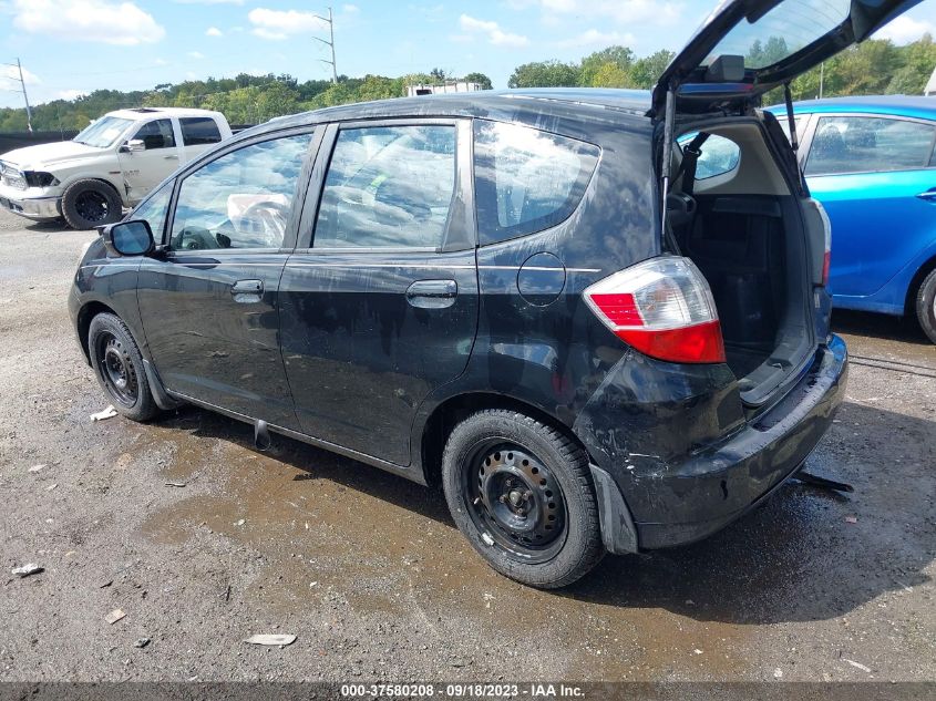 2013 HONDA FIT - JHMGE8H37DC061930