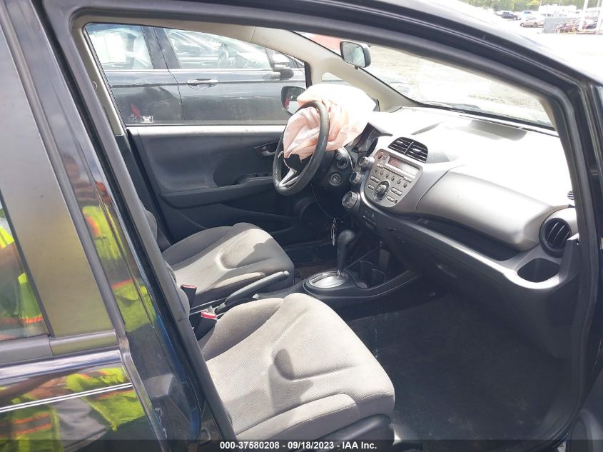 2013 HONDA FIT - JHMGE8H37DC061930
