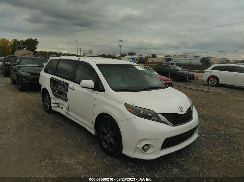 5TDXK3DC0FS638642 2015 TOYOTA SIENNA, photo no. 1