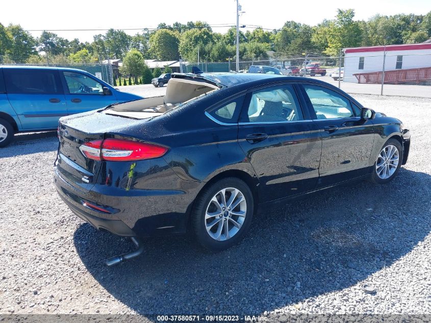 2020 FORD FUSION SE - 3FA6P0HD0LR197095