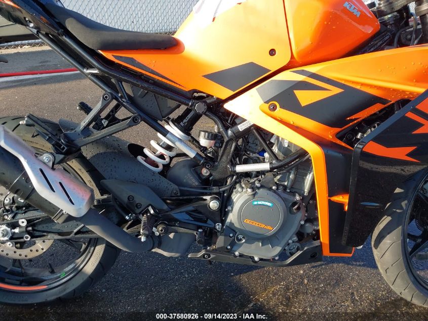 2022 KTM 390 RC MD2JYJ404NC215085
