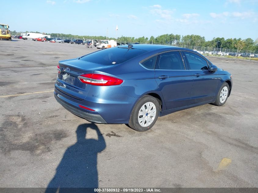 3FA6P0G71KR213668 Ford Fusion S 4