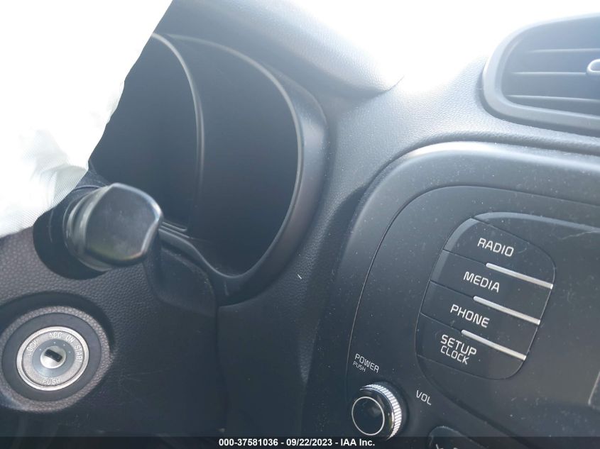 2014 KIA SOUL + - KNDJP3A56E7008906