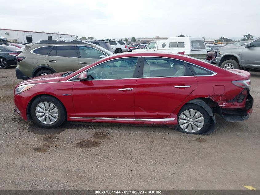 2016 HYUNDAI SONATA HYBRID SE - KMHE24L18GA008827