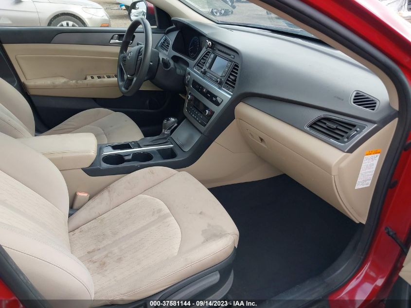 2016 HYUNDAI SONATA HYBRID SE - KMHE24L18GA008827
