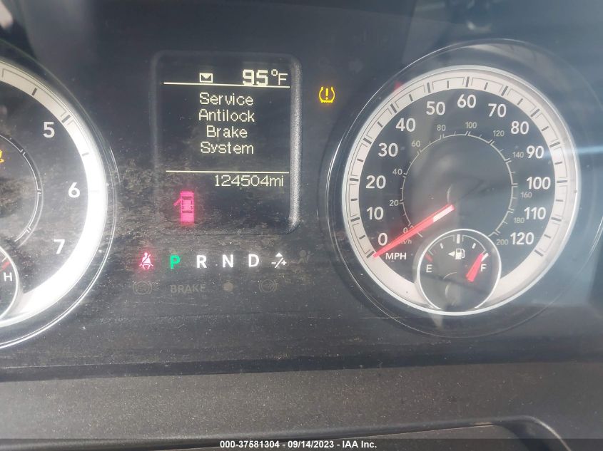 2019 RAM 1500 CLASSIC TRADESMAN - 1C6RR6FG5KS613671